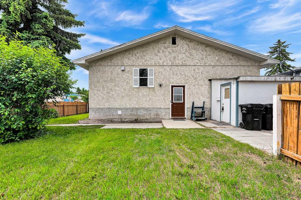 3820 14 Avenue Se, Calgary, AB