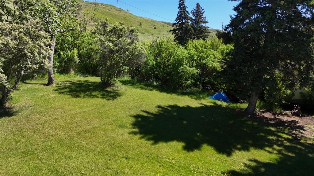 328 Third Street West, Cochrane, AB