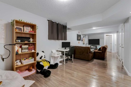 133 Covebrook Close Ne, Calgary, AB 