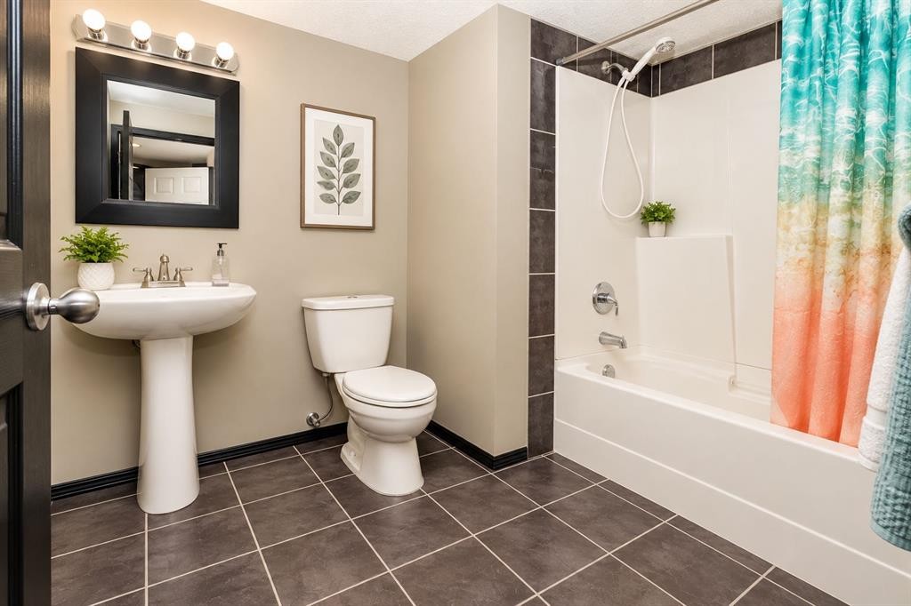58 Copperleaf Terrace Se, Calgary, AB