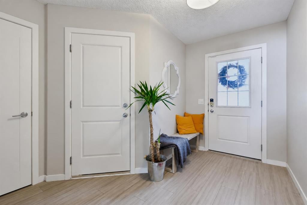 627-101 Sunset Drive, Cochrane, AB