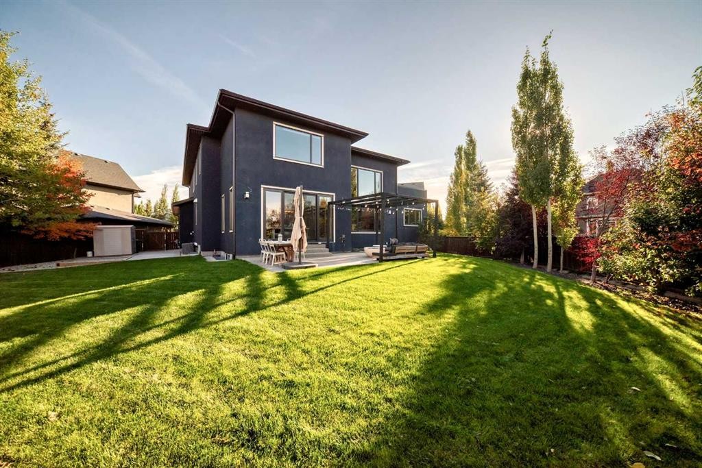 62 Wexford Crescent Sw, Calgary, AB
