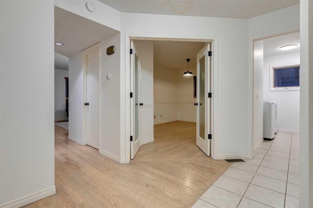 51 Straddock Crescent Sw, Calgary, AB
