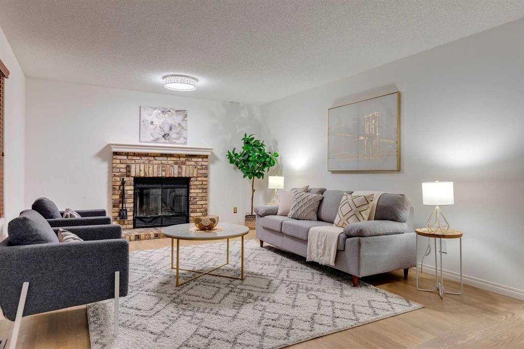 51 Straddock Crescent Sw, Calgary, AB