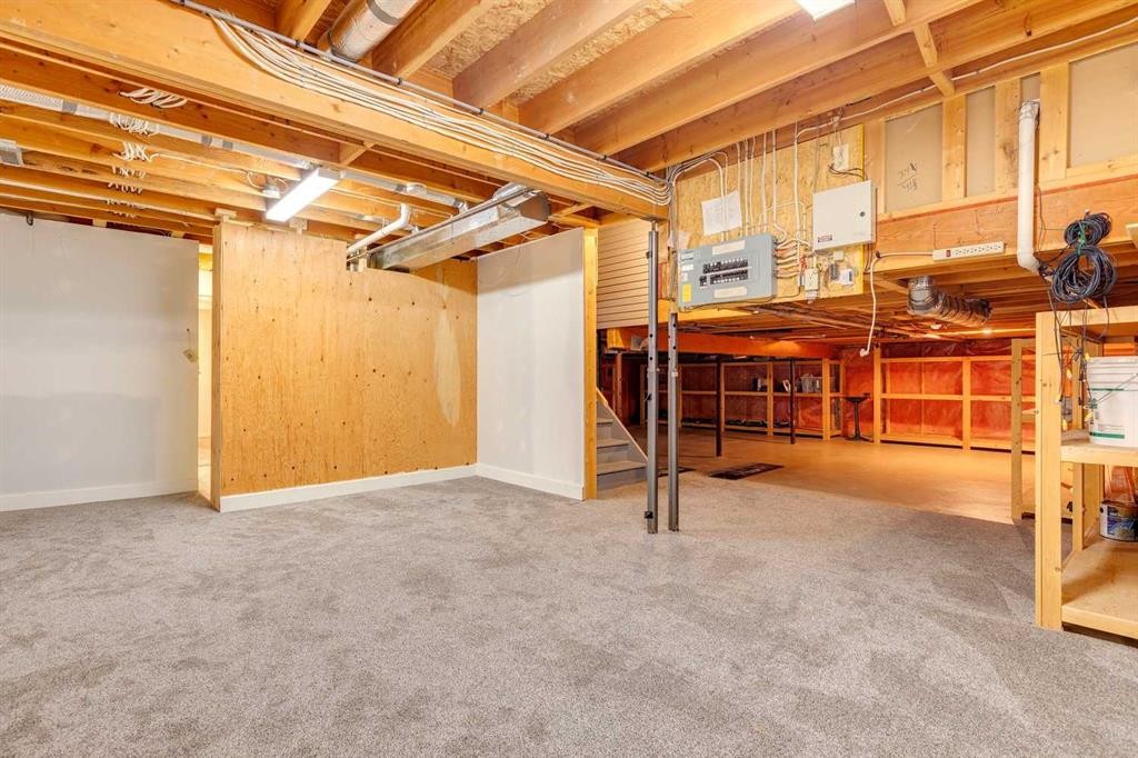 51 Straddock Crescent Sw, Calgary, AB