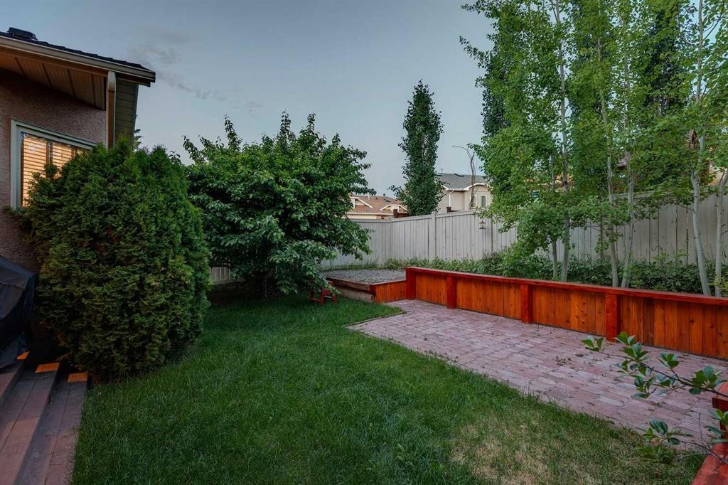 51 Straddock Crescent Sw, Calgary, AB