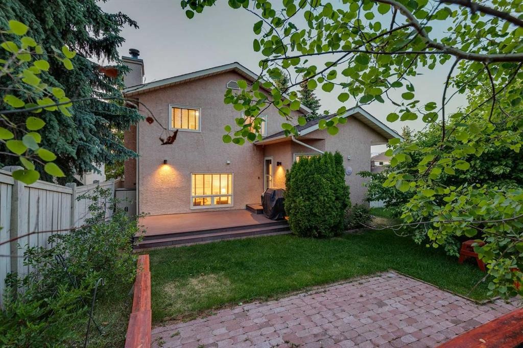 51 Straddock Crescent Sw, Calgary, AB