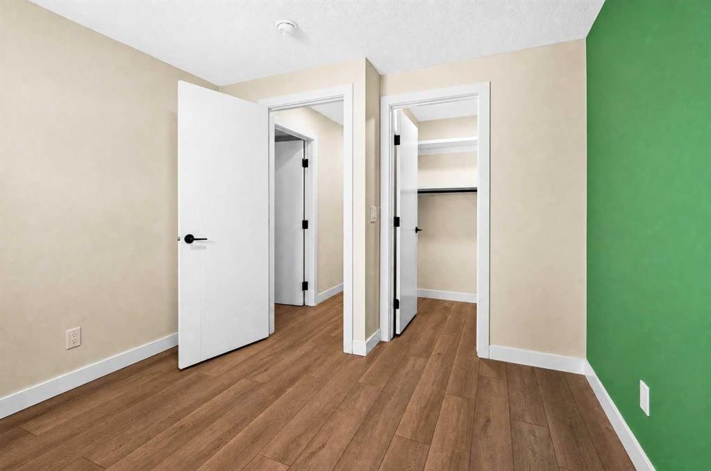 8079 Laguna Way Ne, Calgary, AB