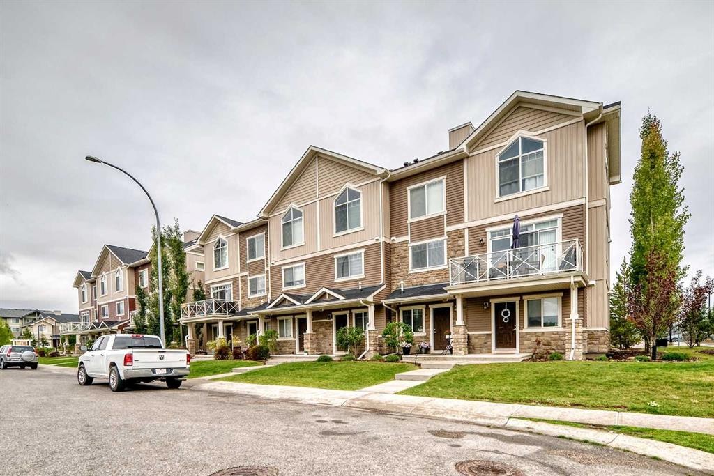 97 Skyview Ranch Manor Ne, Calgary, AB