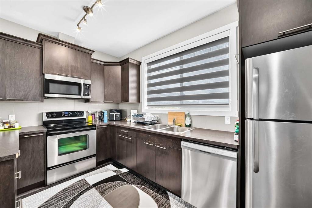97 Skyview Ranch Manor Ne, Calgary, AB