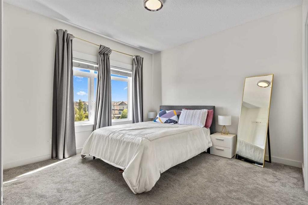11 Skyview Point Heath Ne, Calgary, AB