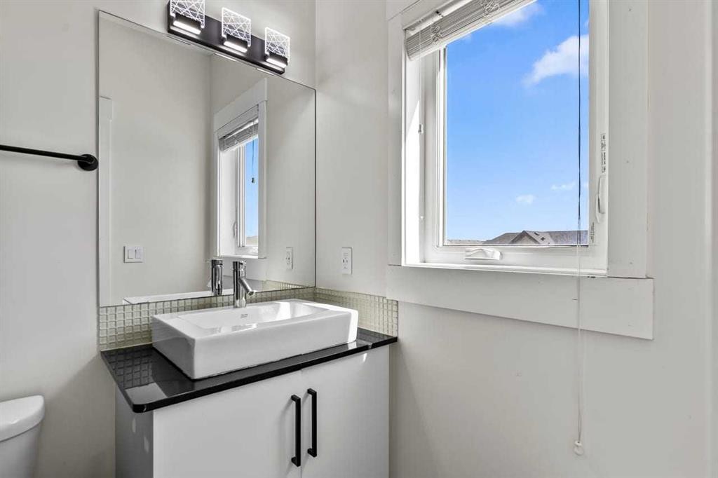 11 Skyview Point Heath Ne, Calgary, AB