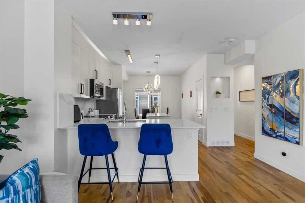 11 Skyview Point Heath Ne, Calgary, AB