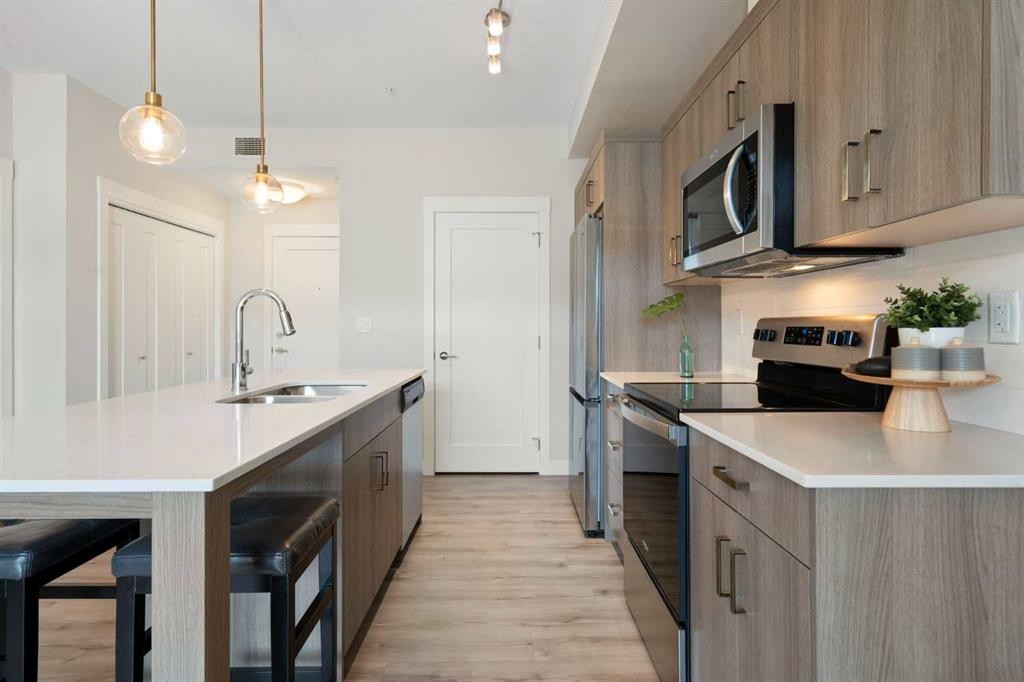 209-25 Walgrove Walk Se, Calgary, AB