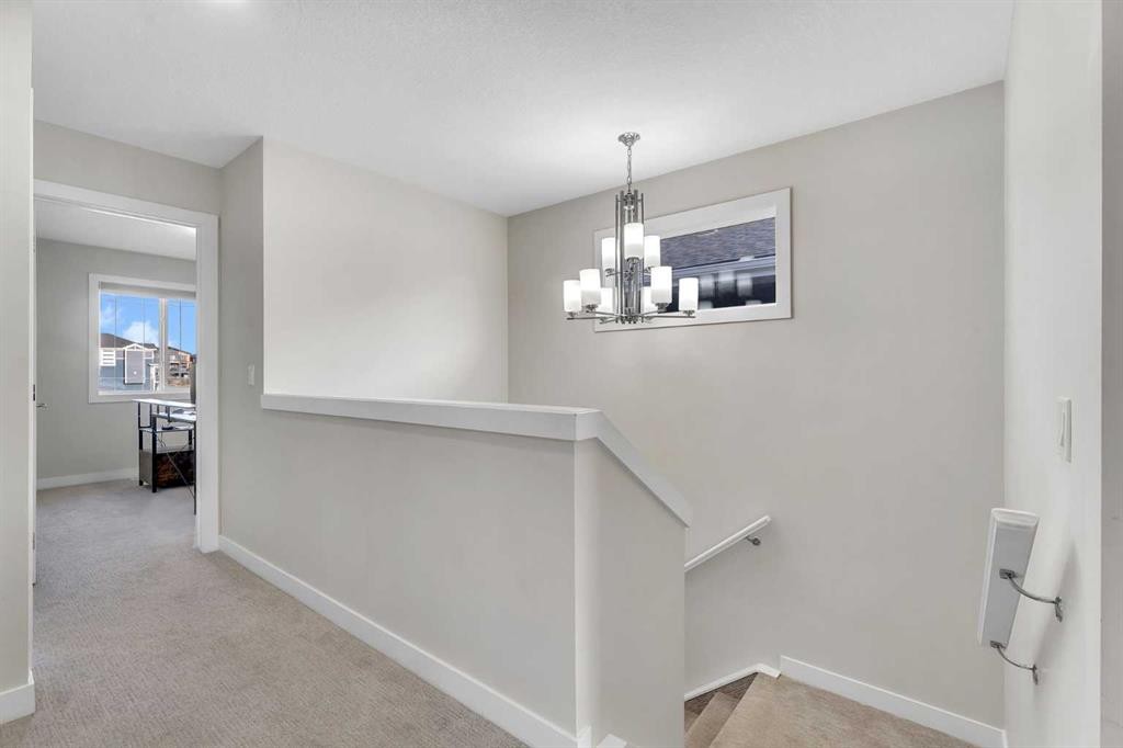 159 Waterford Heights, Chestermere, AB
