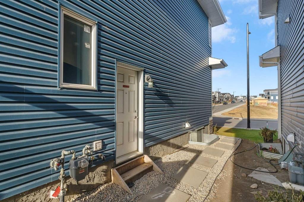 159 Waterford Heights, Chestermere, AB