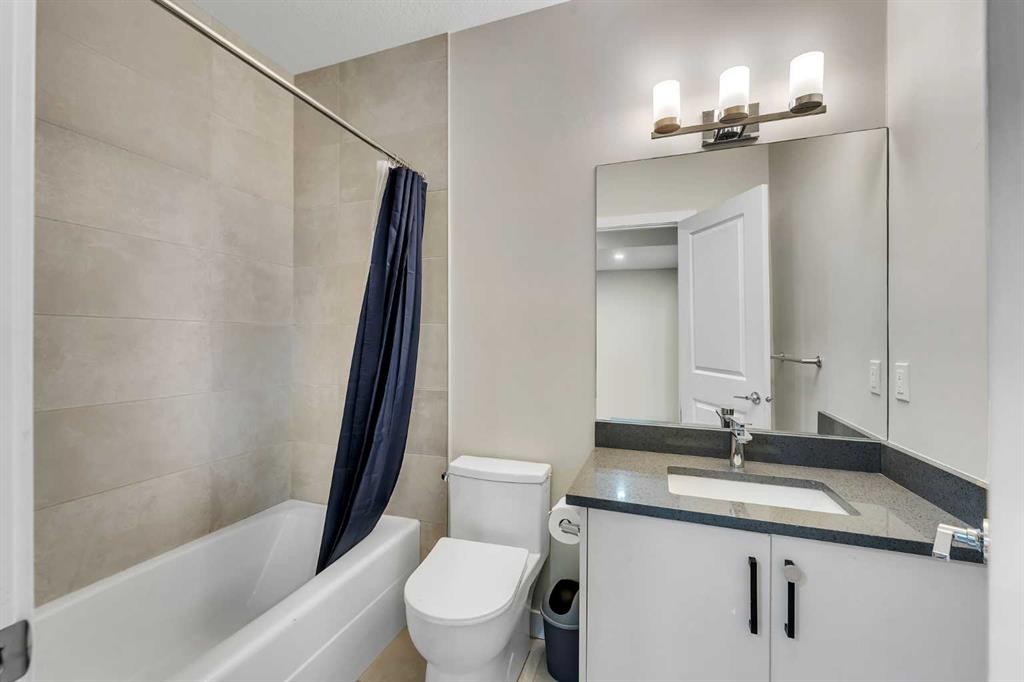 159 Waterford Heights, Chestermere, AB