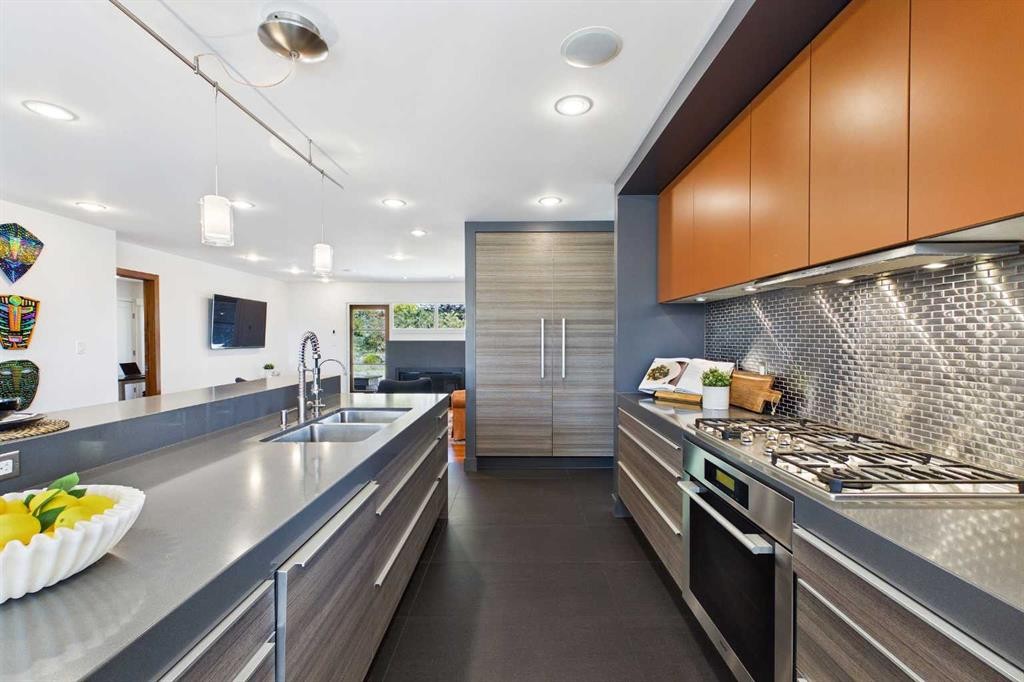 2312 Juniper Road Nw, Calgary, AB