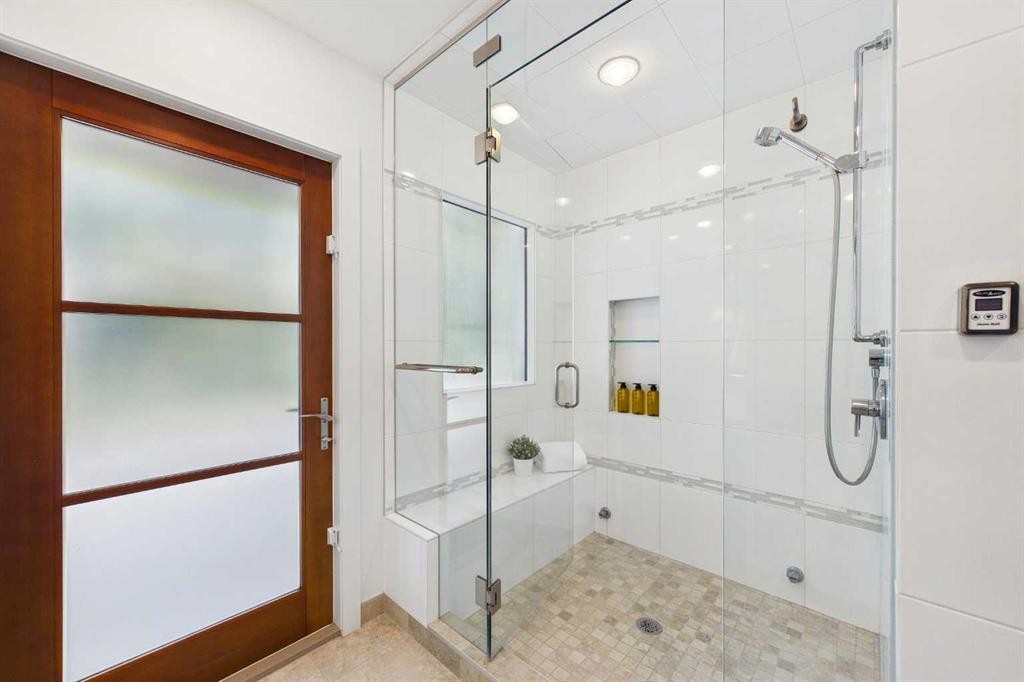 2312 Juniper Road Nw, Calgary, AB