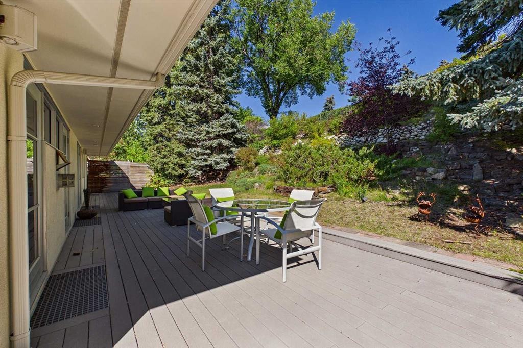 2312 Juniper Road Nw, Calgary, AB