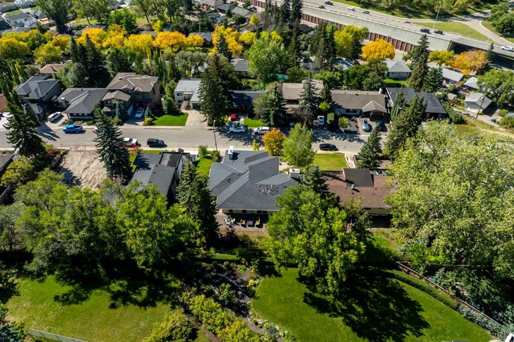 2312 Juniper Road Nw, Calgary, AB