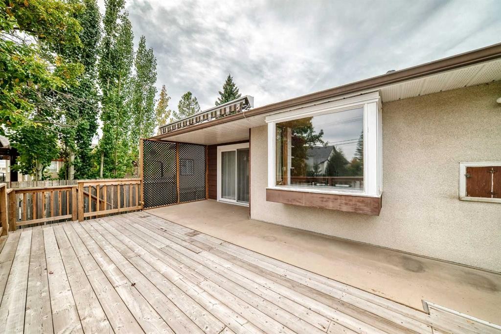 5712 Lakeview Drive Sw, Calgary, AB