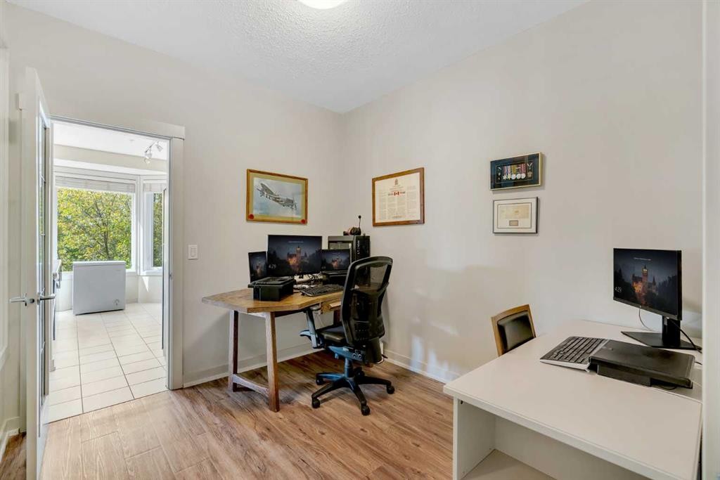 302-830 Centre Avenue Ne, Calgary, AB