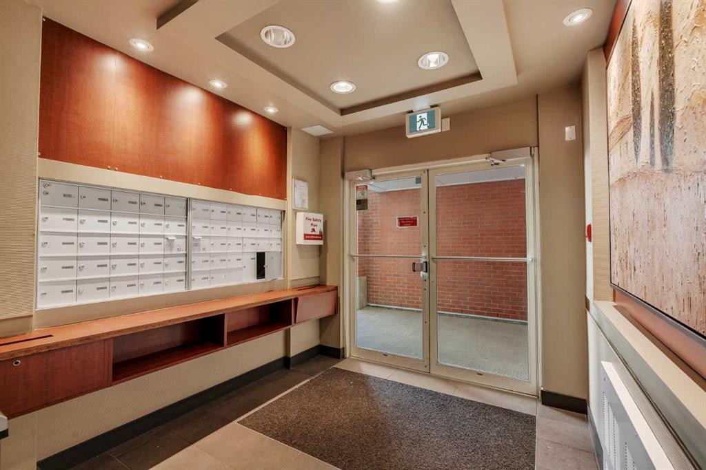 302-830 Centre Avenue Ne, Calgary, AB