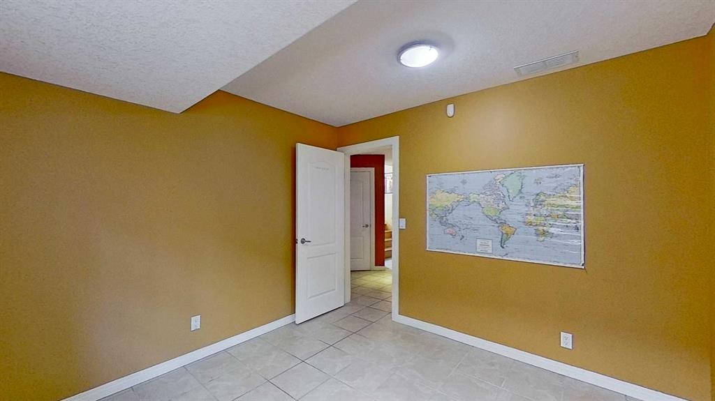 18 Tuscany Meadows Heights Nw, Calgary, AB