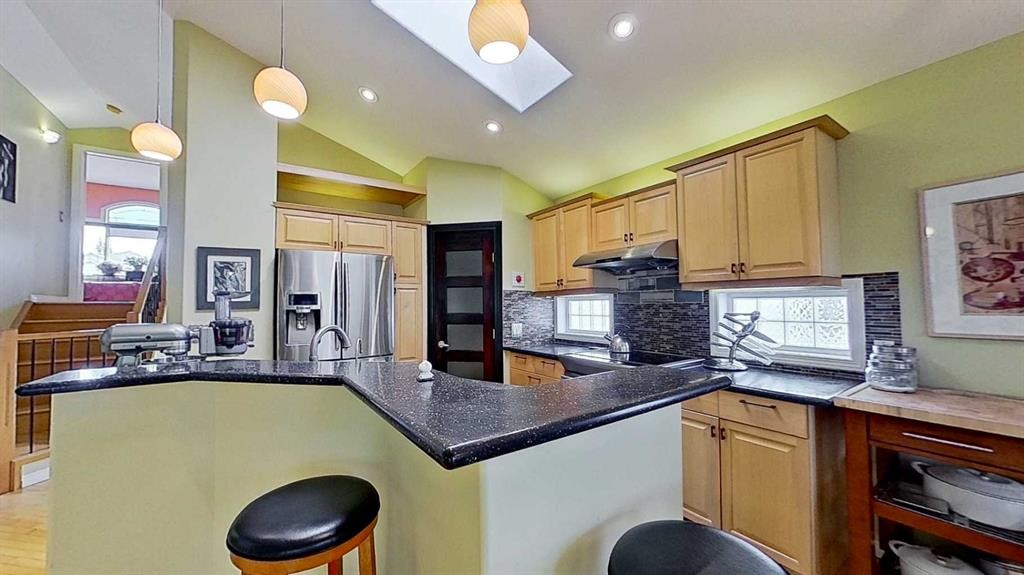 18 Tuscany Meadows Heights Nw, Calgary, AB