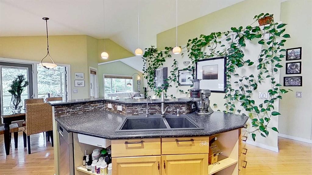 18 Tuscany Meadows Heights Nw, Calgary, AB