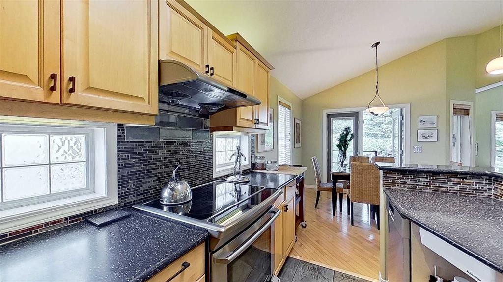 18 Tuscany Meadows Heights Nw, Calgary, AB