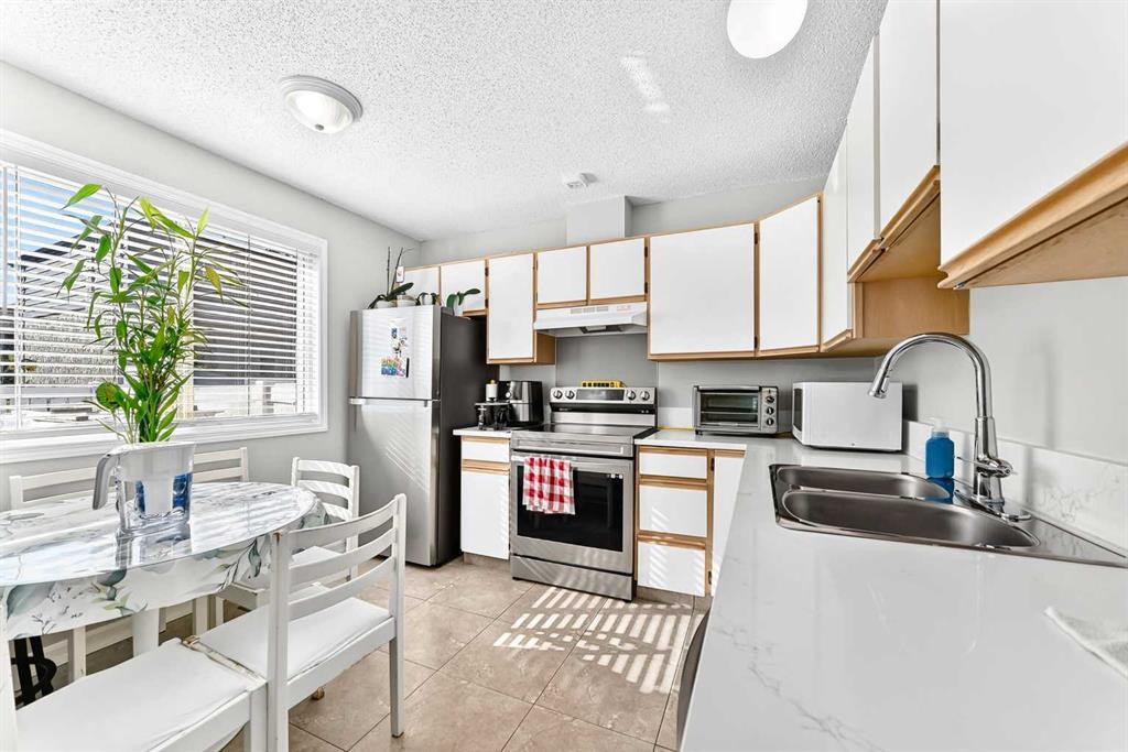 170-999 Canyon Meadows Drive Sw, Calgary, AB