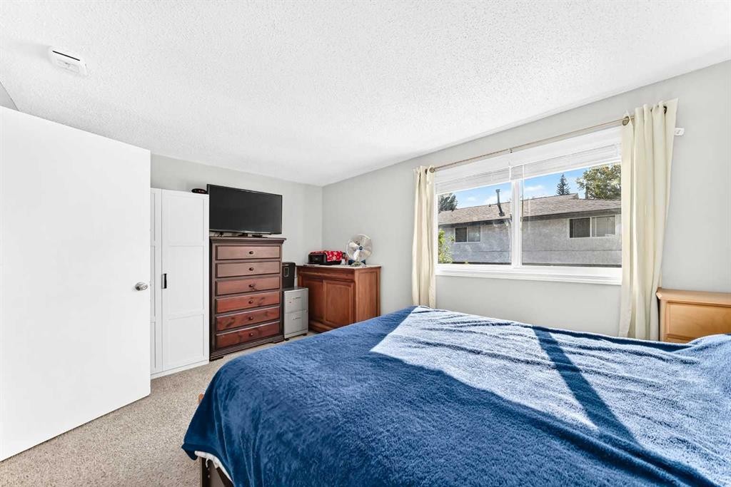 170-999 Canyon Meadows Drive Sw, Calgary, AB