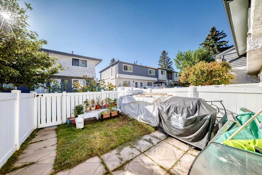 170-999 Canyon Meadows Drive Sw, Calgary, AB