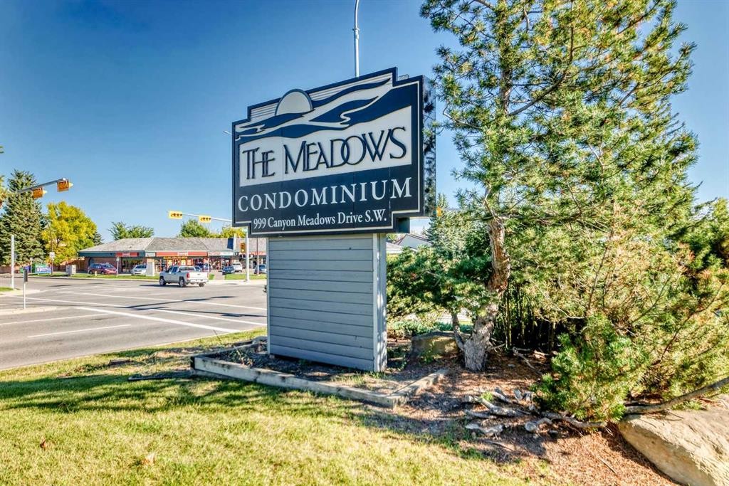 170-999 Canyon Meadows Drive Sw, Calgary, AB