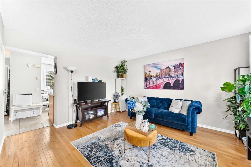 170-999 Canyon Meadows Drive Sw, Calgary, AB