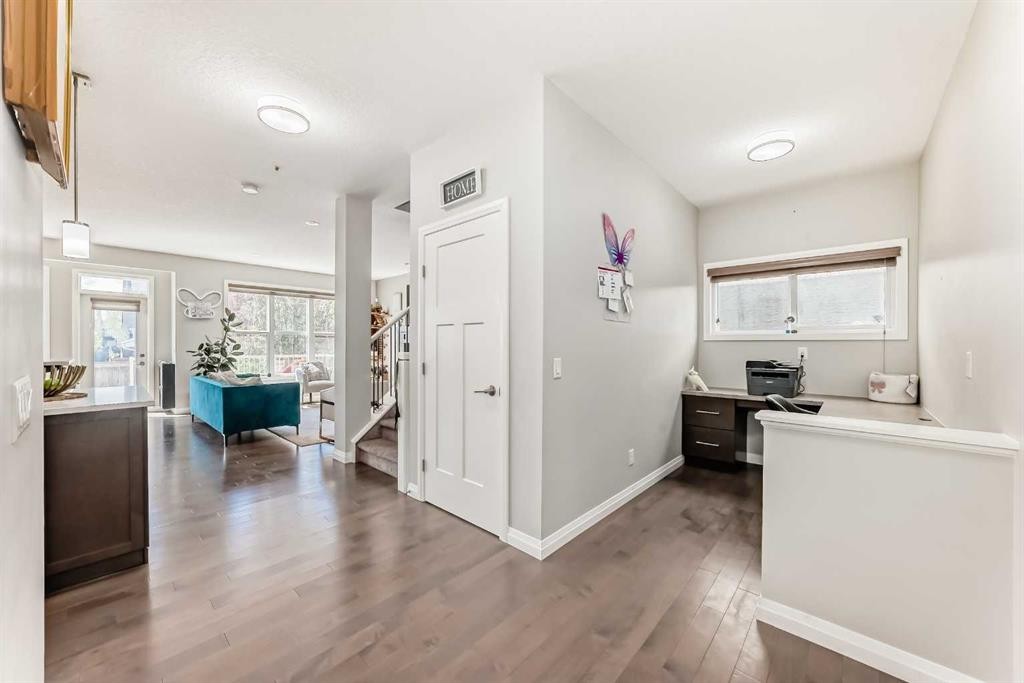 67 Masters Rise Se, Calgary, AB
