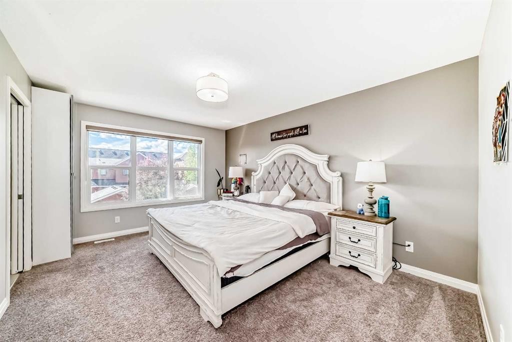 67 Masters Rise Se, Calgary, AB