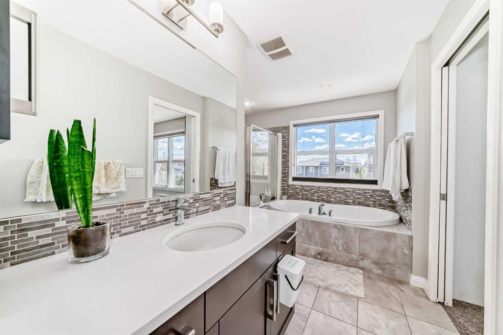 67 Masters Rise Se, Calgary, AB