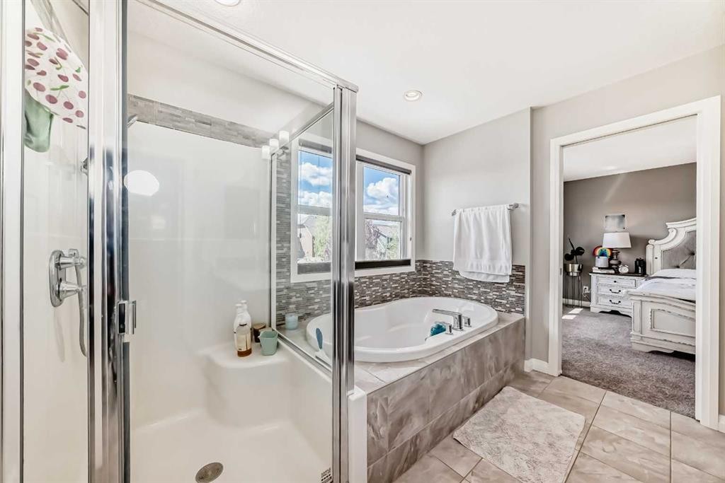 67 Masters Rise Se, Calgary, AB