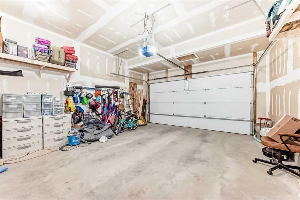 67 Masters Rise Se, Calgary, AB
