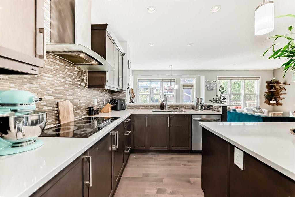 67 Masters Rise Se, Calgary, AB