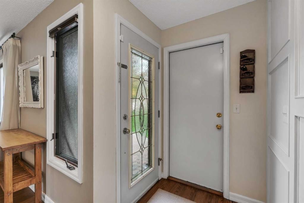 1308 Norfolk Drive Nw, Calgary, AB