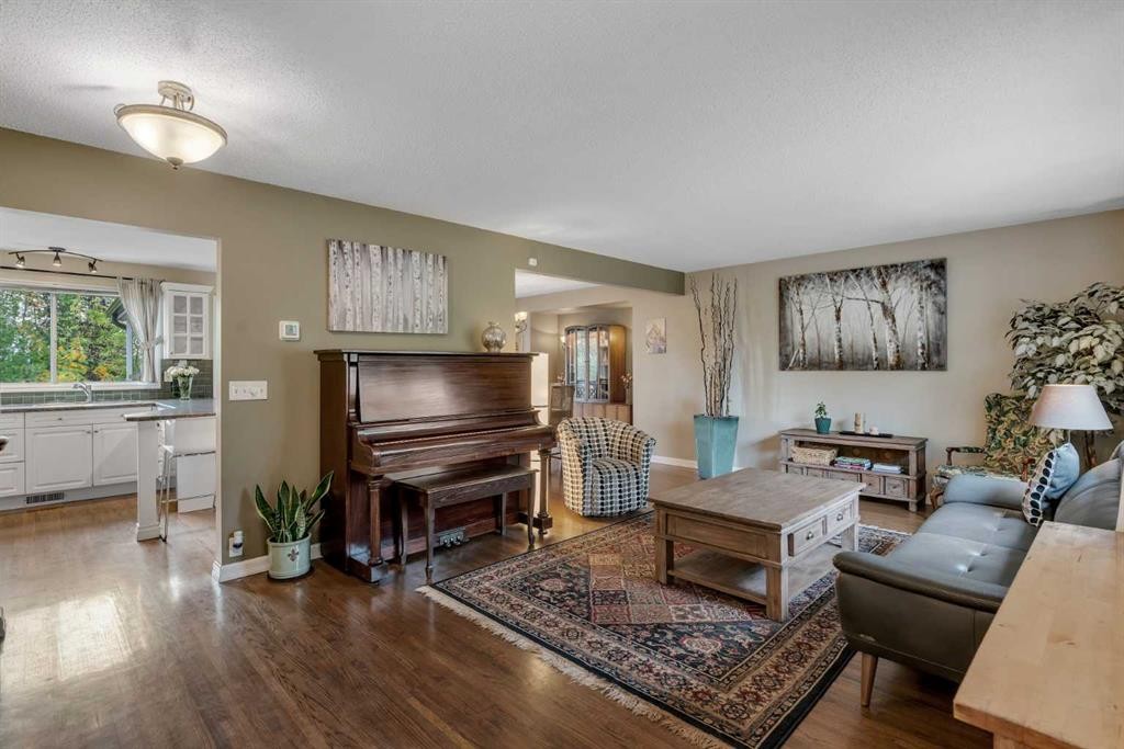 1308 Norfolk Drive Nw, Calgary, AB