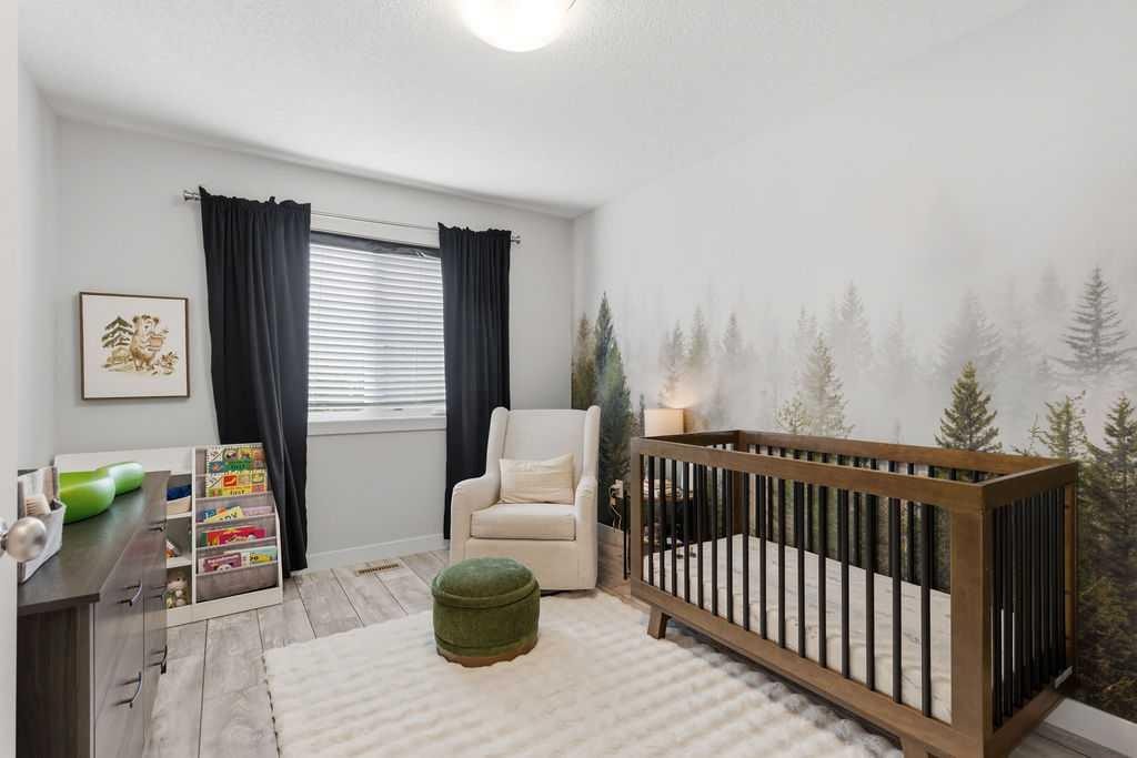 4407 17 Avenue Nw, Calgary, AB
