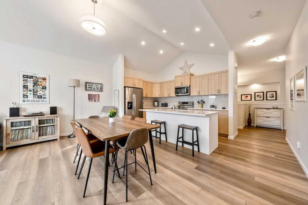 529 Montana Bay Se, High River, AB