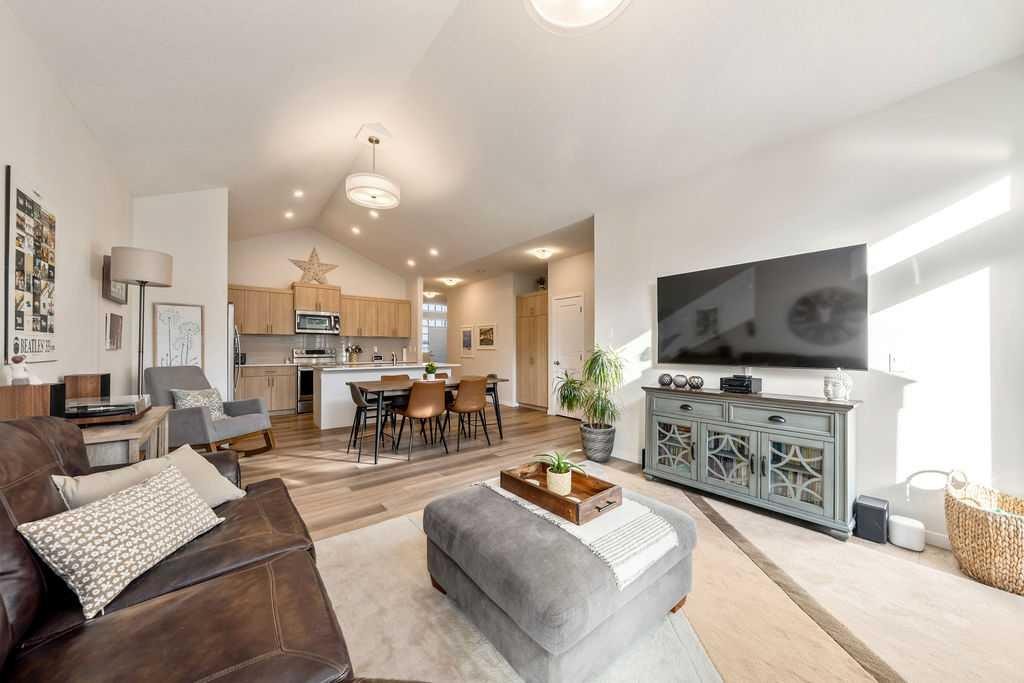 529 Montana Bay Se, High River, AB