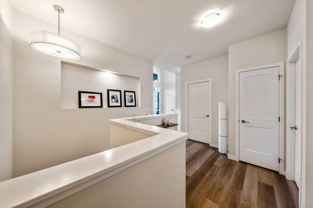 529 Montana Bay Se, High River, AB