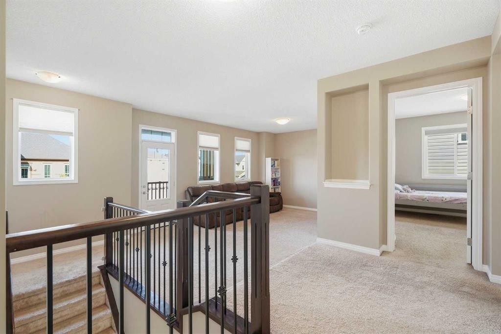 143 Windbrook Manor Sw, Airdrie, AB